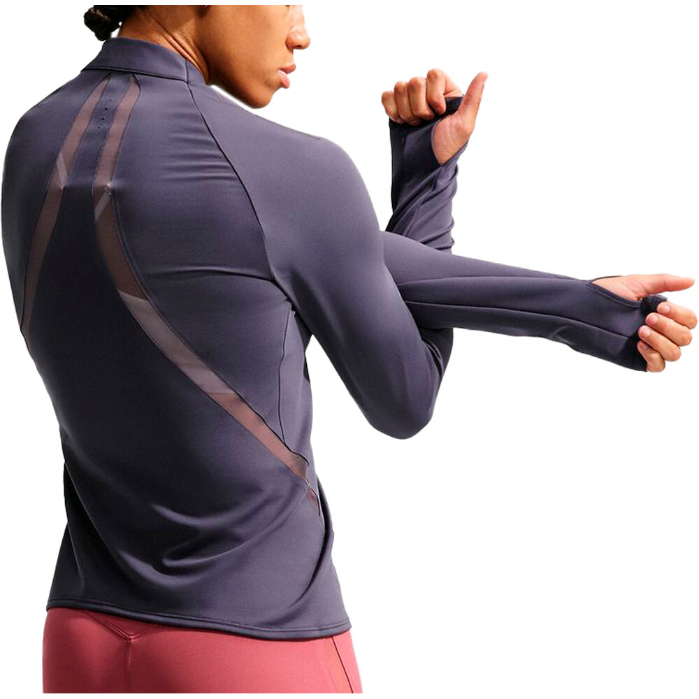 Nike camisetas fitness mujer W NK DF UNVRSA QZ LS TOP MESH GRIS vista trasera