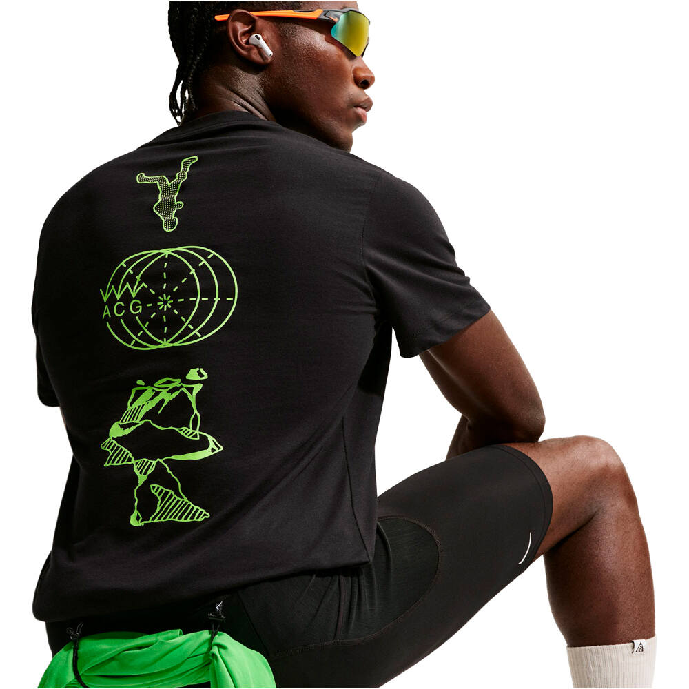 Nike camisetas trail running manga corta hombre DRI-FIT ACG TRAIL ENERGY NEGRO 04