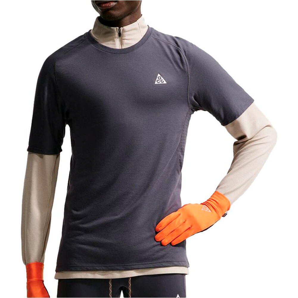 Nike camisetas trail running manga corta hombre M ACG DFADV SOLAR CHASE SS NEGRO vista frontal