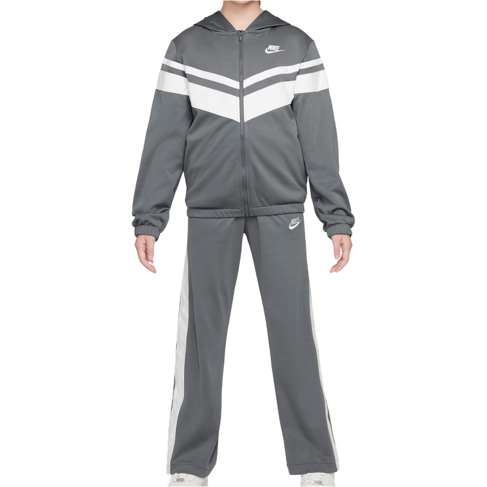 Nike chándal niño DRI-FIT SPORTSWEAR GRIS vista frontal
