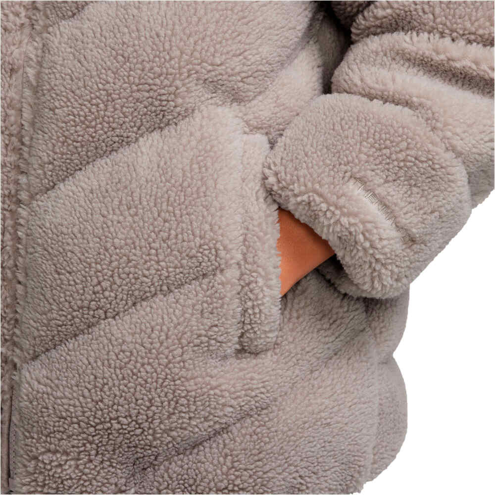 Nike chaqueta niña K NSW ADP TF PUFFER MTRL VNR MARRON vista detalle