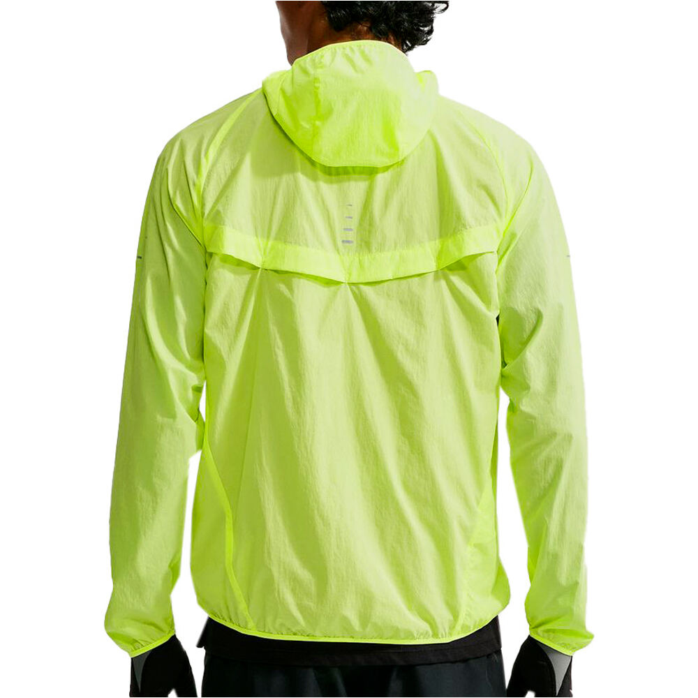Nike CHAQUETA RUNNING HOMBRE M NK UV RPL STRIDE JACKET AMARILLO vista trasera