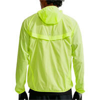 Nike CHAQUETA RUNNING HOMBRE M NK UV RPL STRIDE JACKET AMARILLO vista trasera