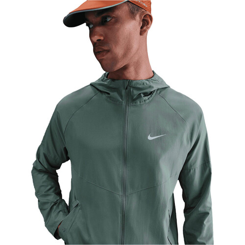 NIKE MILER REPEL verde