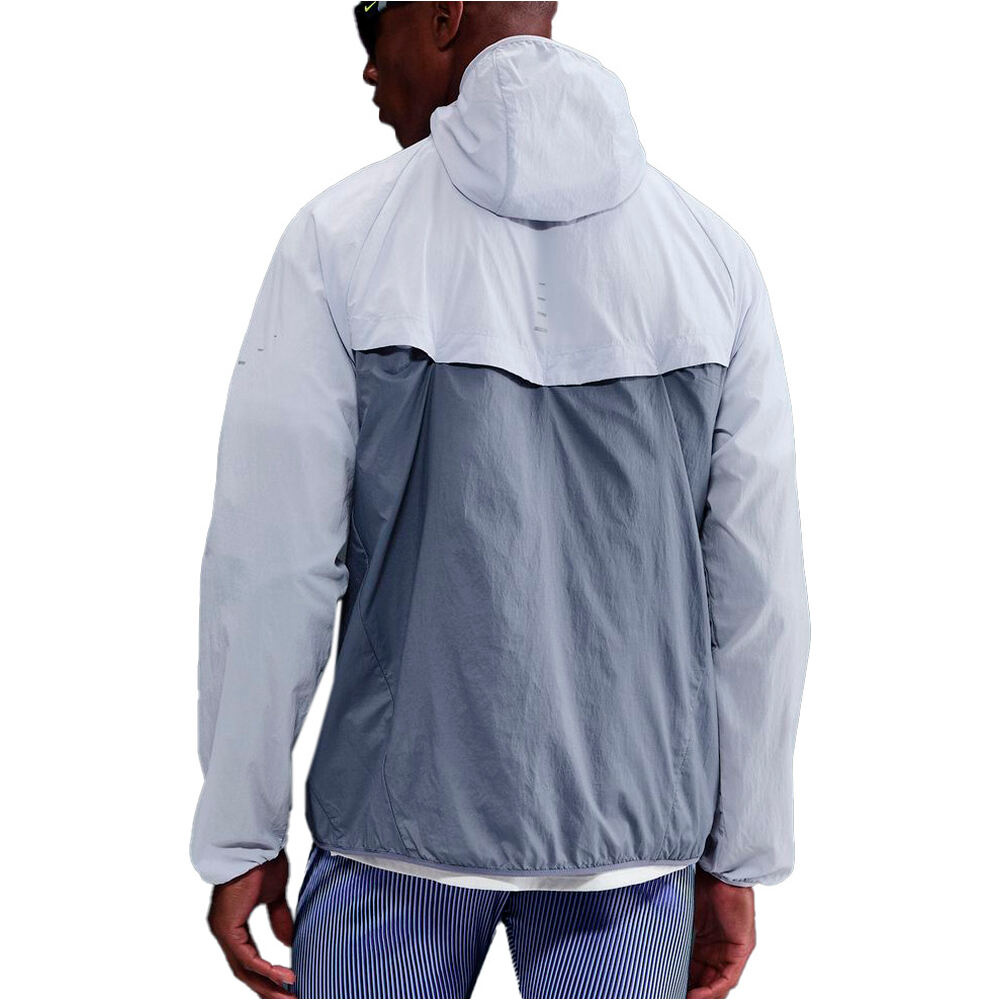 Nike CHAQUETA RUNNING HOMBRE STRIDE REPEL UV AZUL vista trasera