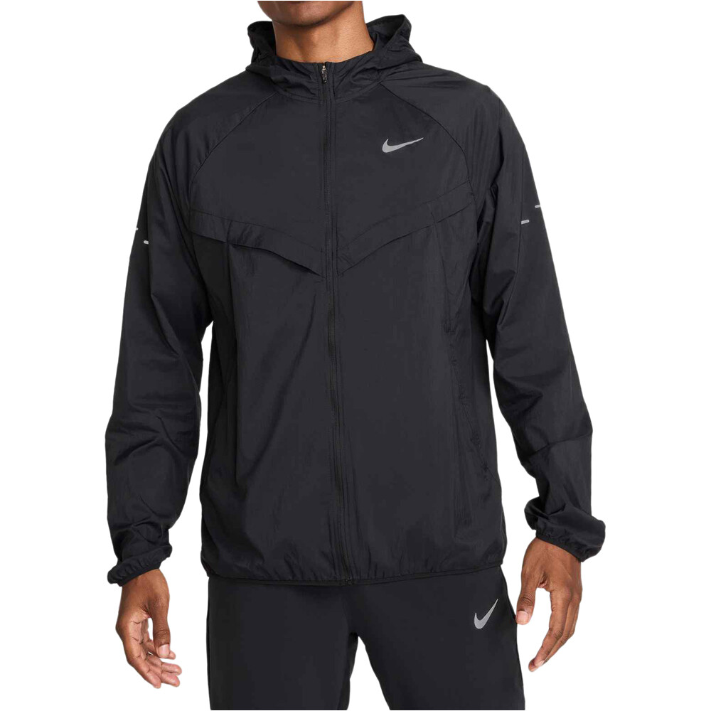 Nike CHAQUETA RUNNING HOMBRE STRIDE REPEL UV NEGRO vista frontal