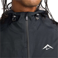 Nike CHAQUETA TRAIL RUNNING HOMBRE COSMIC PEAKS STORM-FIT ADV NEGRO 04