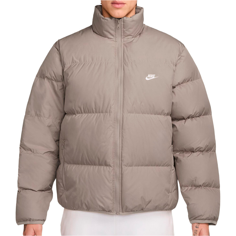 Nike chaquetas hombre M NK TF CLUB PUFFER JACKET 650 MARRON vista frontal