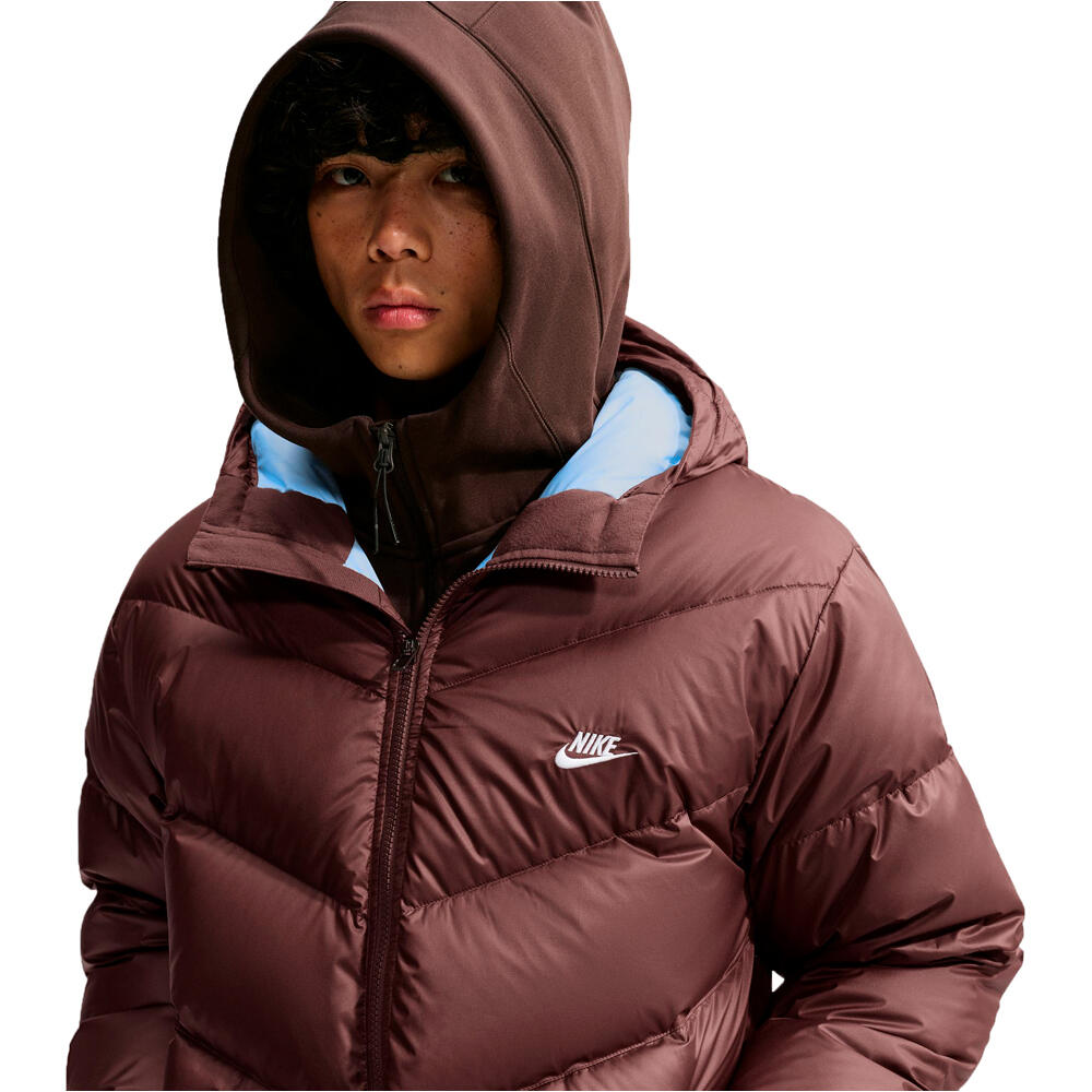 Nike chaquetas hombre M NK WINDRUNNER STMNT DWN JKT MARRON vista detalle