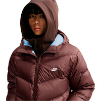 Nike chaquetas hombre M NK WINDRUNNER STMNT DWN JKT MARRON vista detalle