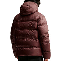 Nike chaquetas hombre M NK WINDRUNNER STMNT DWN JKT MARRON vista trasera
