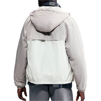 Nike chaquetas hombre WINDRUNNER GRIS vista trasera