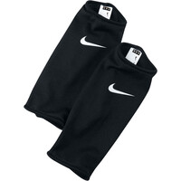 Nike espinilleras GUARD LOCK SLEEVES NEGRO vista frontal