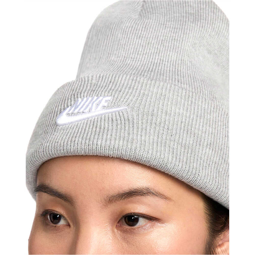 Nike gorro esquí hombre PEAK FUTURA GRIS vista detalle