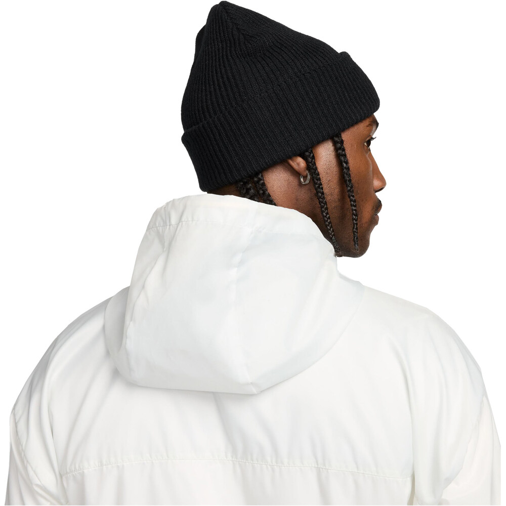 Nike gorro esquí hombre PEAK NEGRO vista trasera