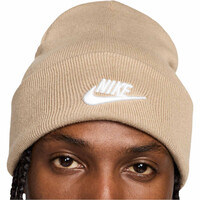 Nike gorro esqui mujer PEAK MARRON 02