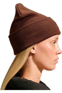 Nike gorro esqui mujer U NK PEAK BEANIE TC SWSH F24 L MARRON 02