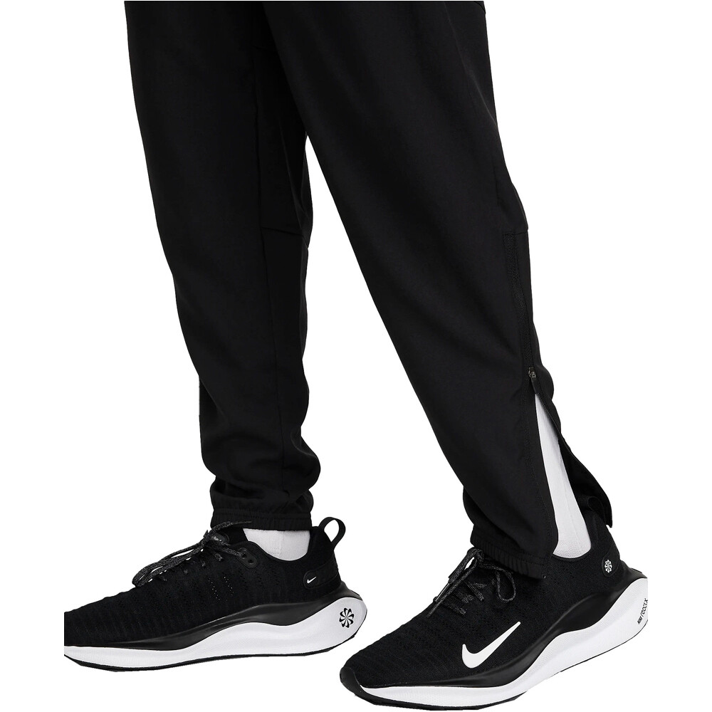 Nike malla larga running hombre DRI-FIT CHALLENGER NEGRO 05