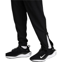 Nike malla larga running hombre DRI-FIT CHALLENGER NEGRO 05