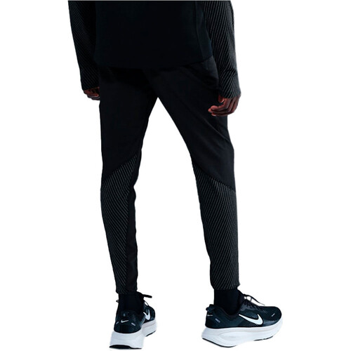 NIKE DRI-FIT REFLECT negro