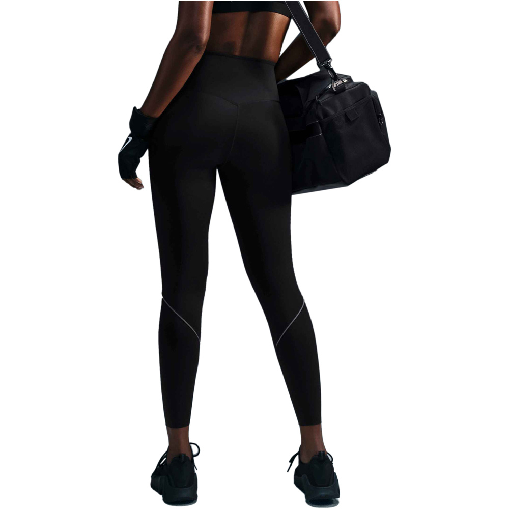 Nike malla larga running mujer GO NEGRO vista trasera