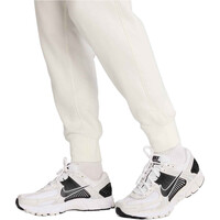 Nike pantalón hombre CLUB MARRON 04