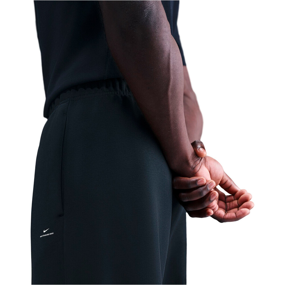 Nike pantalón hombre THERMA-FIT STANDARD ISSUE GRIS 03