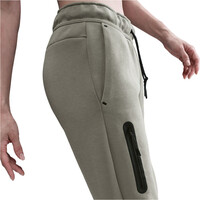 Nike pantalón mujer SPORTSWEAR TECH VERDE 03