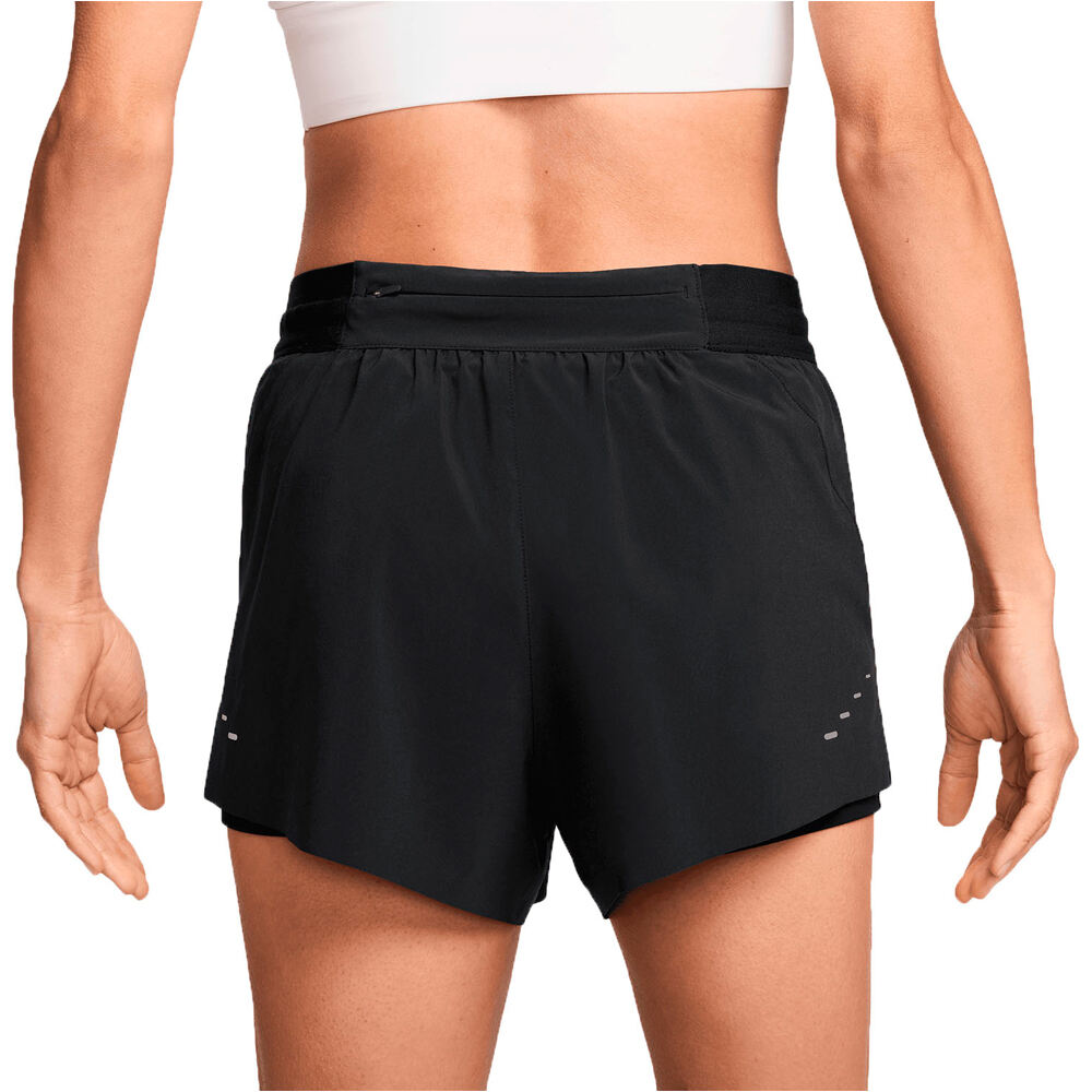 Nike pantalón running mujer DRI-FIT SWIFT 2IN1 NEGRO vista trasera