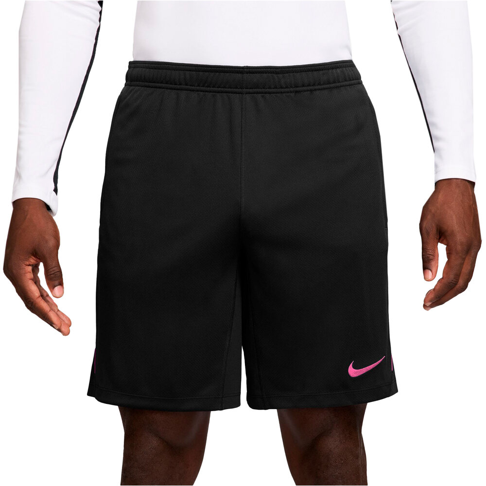 Nike pantalones cortos futbol NIKE STRIKE SHORT NEAM NEGRO vista frontal