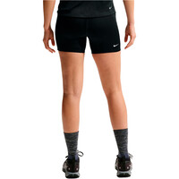 Nike pantalones cortos trail running mujer DRI-FIT ACG NEGRO vista trasera