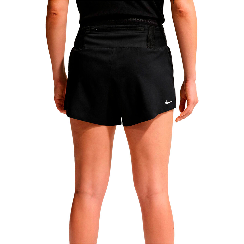 Nike pantalones cortos trail running mujer DRI-FIT ACG TRAIL NEGRO 03