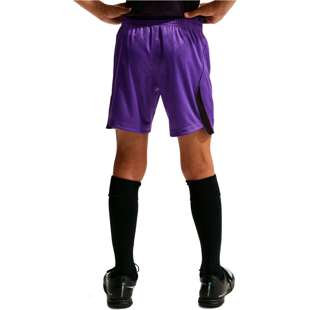 Nike pantalones fútbol oficiales niño BARCELONA 26/27 SEGUNDA EQUIPACION KOBE MORADO vista trasera