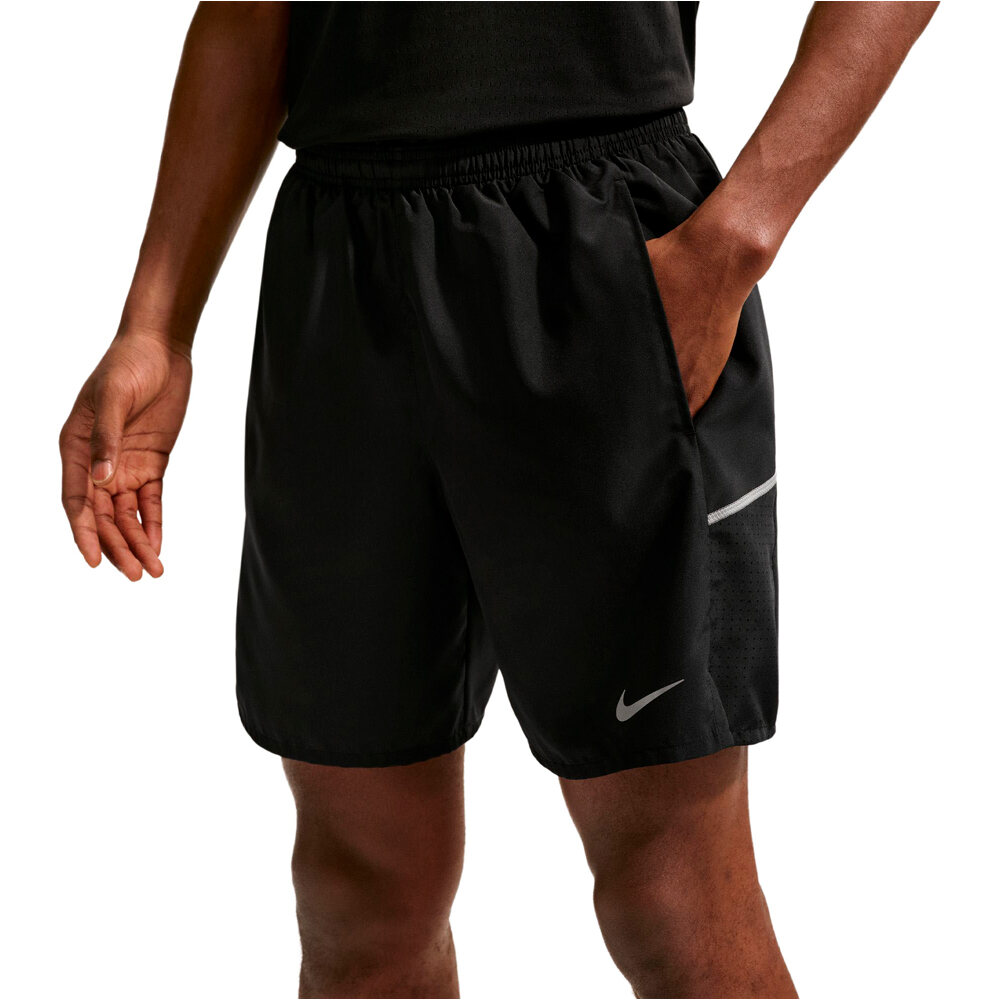 Nike pantaloneta técnica hombre DRI-FIT MILER 2IN1 NEGRO vista detalle