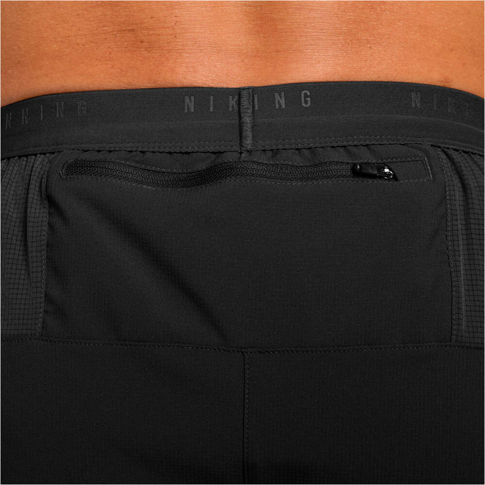 Nike pantaloneta técnica hombre DRI-FIT STRIDE NEGRO 03