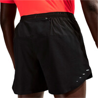 Nike pantaloneta técnica hombre DRI-FIT STRIDE NEGRO vista trasera