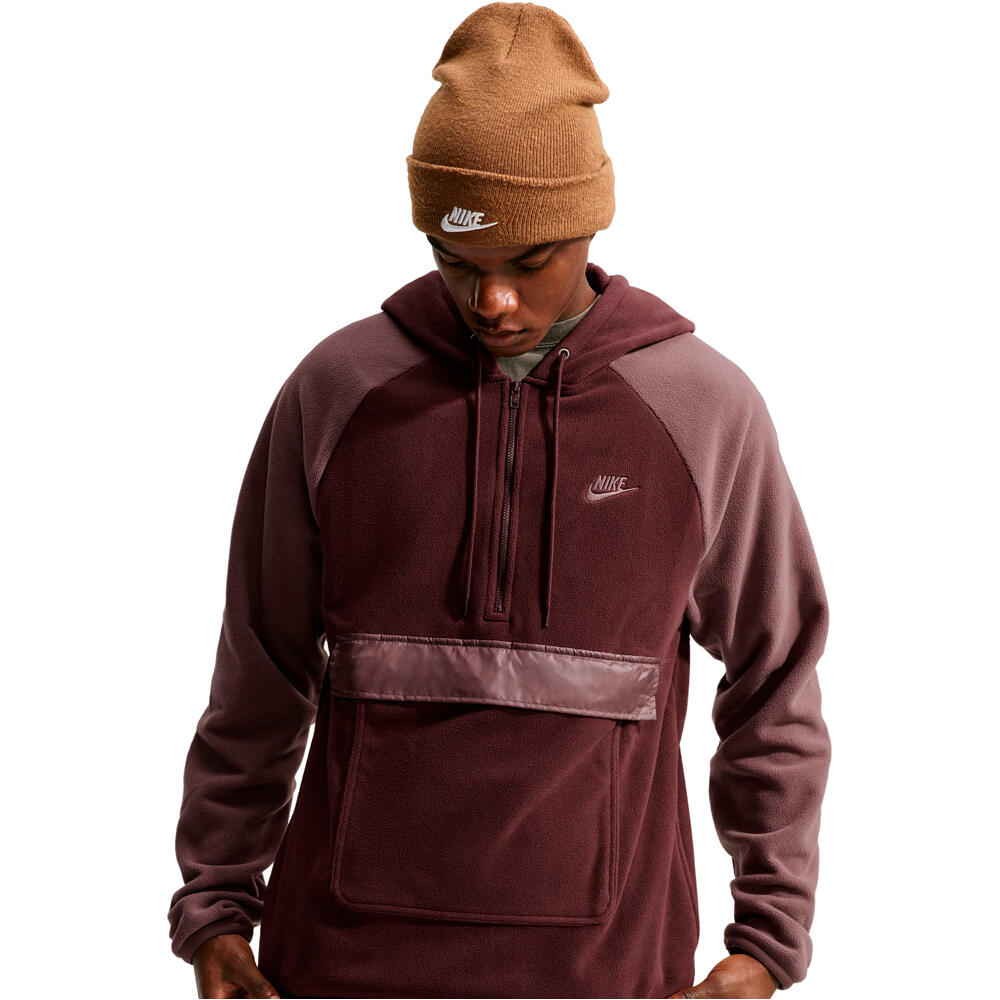 Nike sudadera hombre M CLUB WINTER TOP ROJO vista detalle