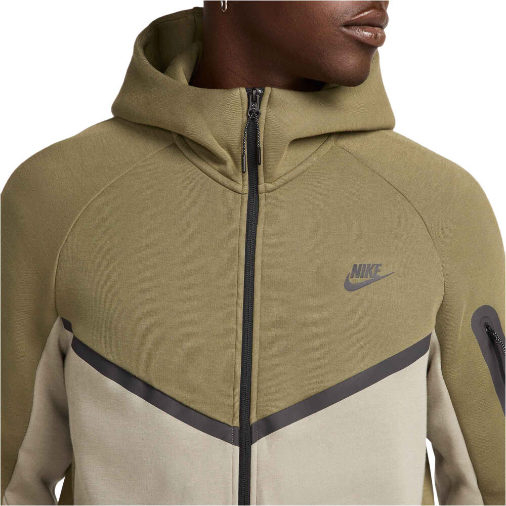 Nike sudadera hombre WINDRUNNER TECH VERDE 03
