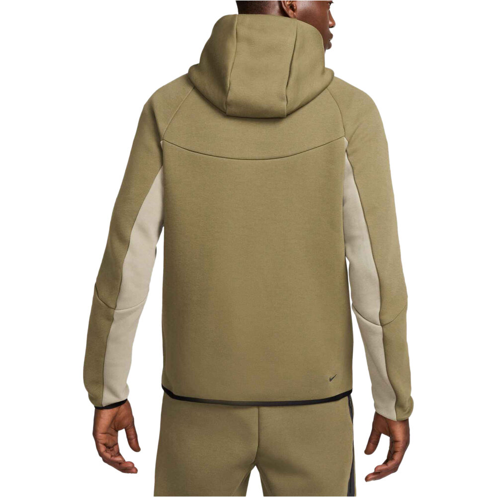 Nike sudadera hombre WINDRUNNER TECH VERDE vista trasera