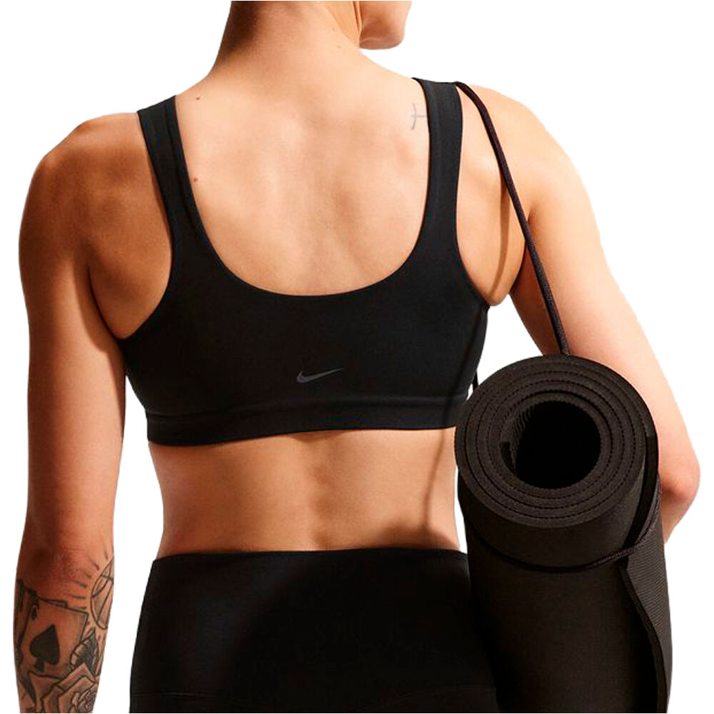 Nike sujetadores deportivos DRI-FIT ZENVY NEGRO vista trasera