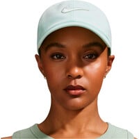 Nike visera lona CLUB VERDE vista frontal