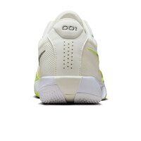 Nike zapatilla baloncesto G.T. CUT ACADEMY BLANCO vista trasera