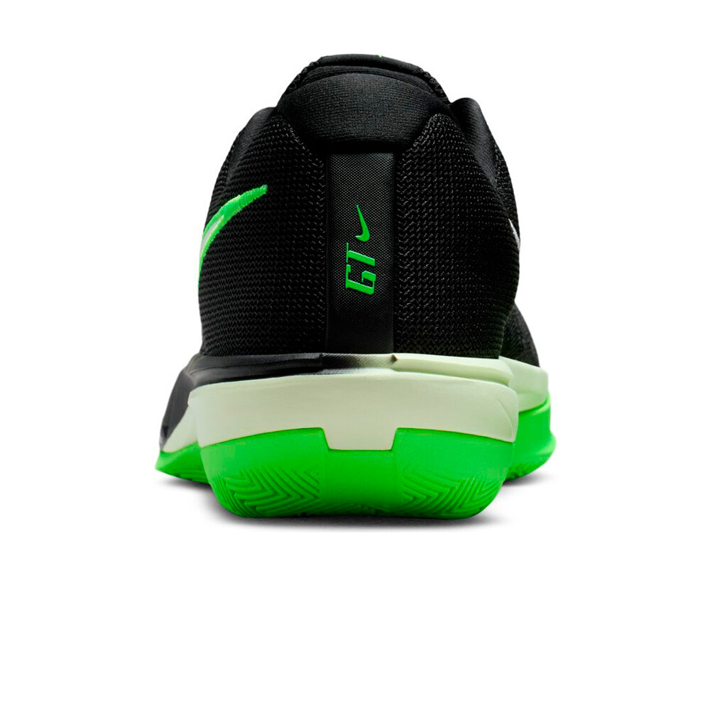 Nike zapatilla baloncesto G.T.CUT. ACADEI 2 NEGRO vista trasera