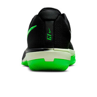 Nike zapatilla baloncesto G.T.CUT. ACADEI 2 NEGRO vista trasera