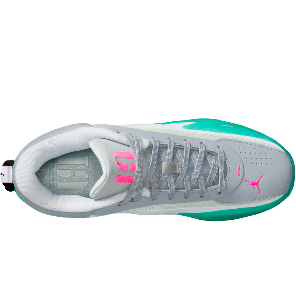 Nike zapatilla baloncesto JORDAN HEIR SERIES  05