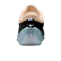 Nike zapatilla baloncesto JORDAN HEIR SERIES 2 PM MARRON vista trasera