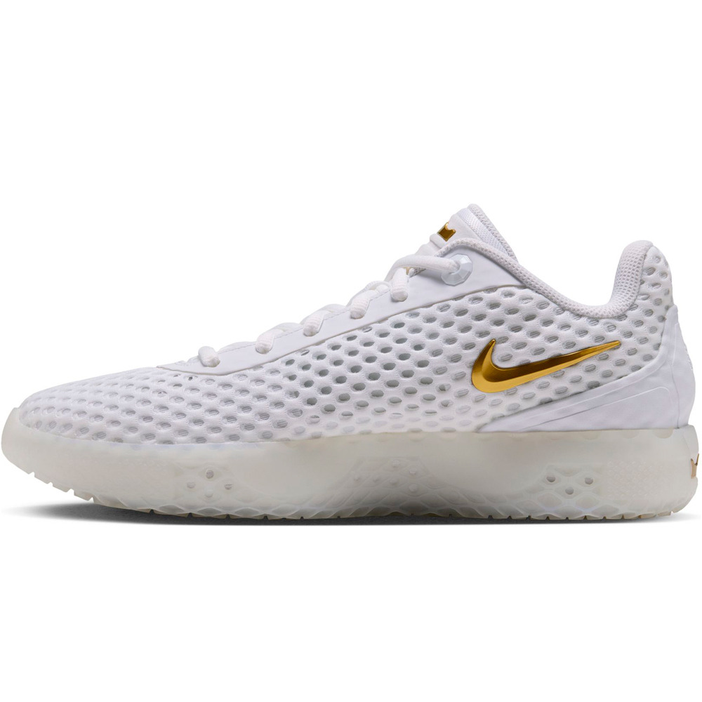 Nike zapatilla baloncesto LEBRON WITNESS X BLANCO puntera