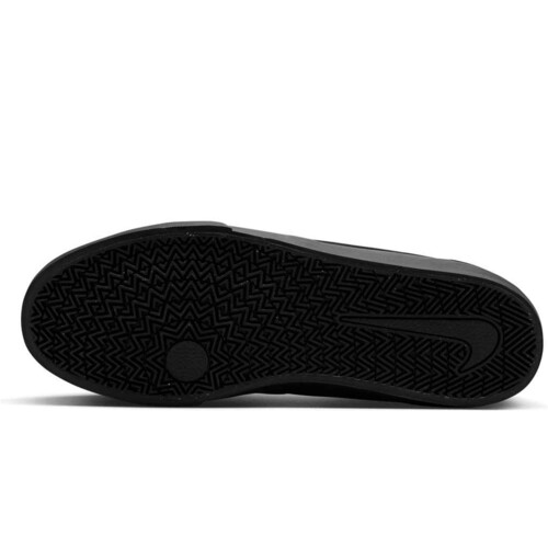 NIKE CHARGE SUEDE negro