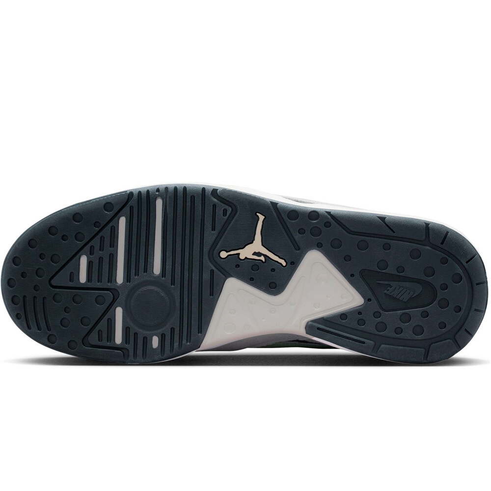 Nike zapatilla moda hombre JORDAN CMFT ERA GRIS vista superior