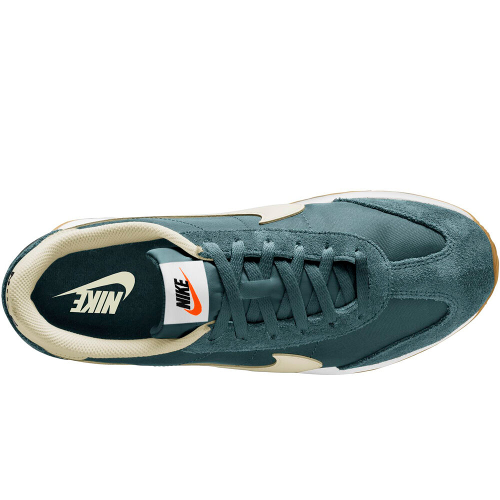 Nike zapatilla moda hombre PACIFIC MARRON vista trasera